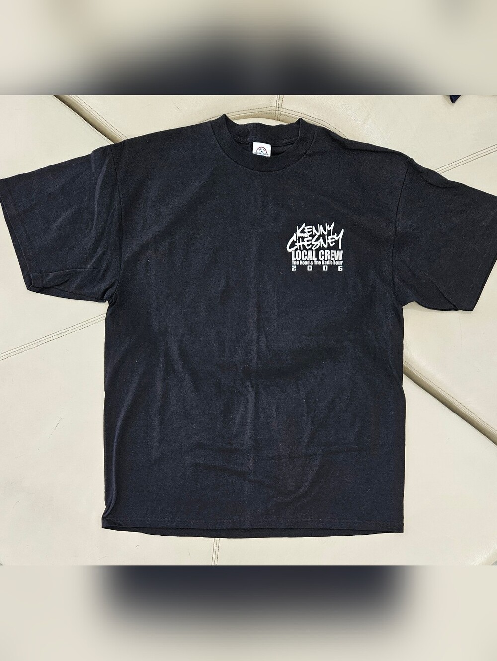 Vintage Kenny Chesney Local Crew Tee
